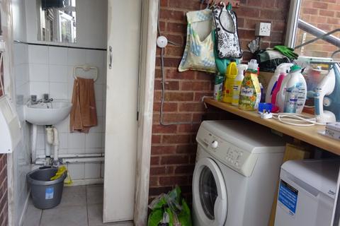 103 Bells Lane, Birmingham, B14 5QJ