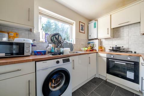 3 bedroom apartment to rent, Maidenhead,  Berkshire,  SL6