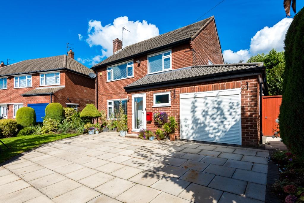 Forest Grove, Eccleston Park... 3 bed detached house £495,000