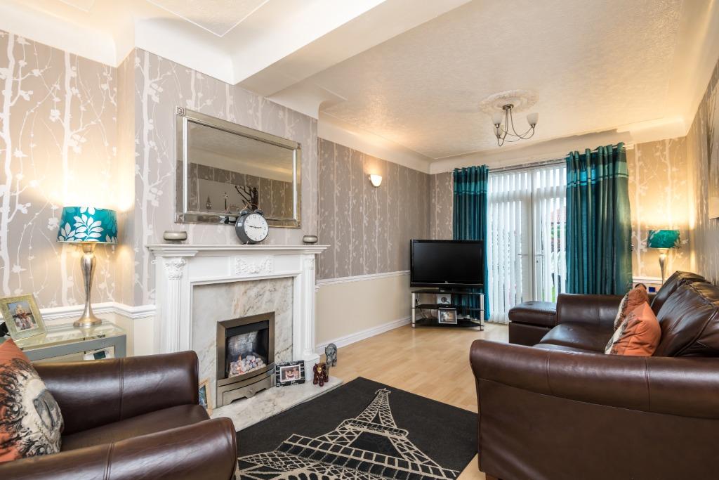 Philip Grove, Sutton, St Helens, WA9 3 bed semidetached house £165,000