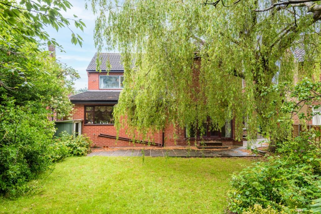 Forest Grove, Eccleston Park... 4 bed detached house £525,000