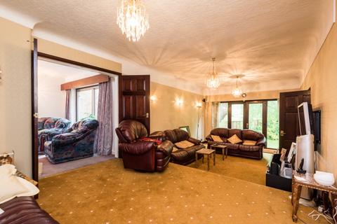 9 Forest Grove, Eccleston Park, Prescot, L34 2RY