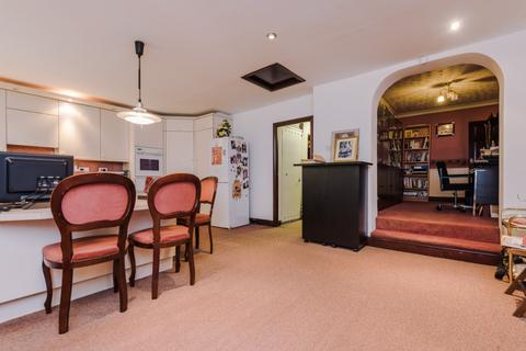 9 Forest Grove, Eccleston Park, Prescot, L34 2RY