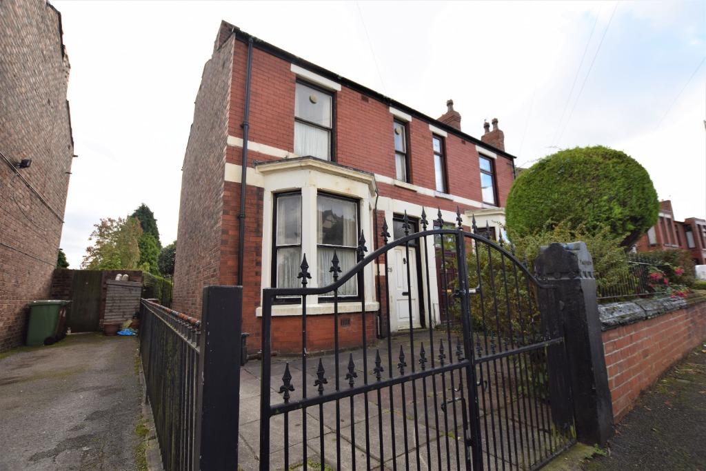 Old Lane, Eccleston Park, Prescot, L34 3 bed semidetached house £170,000