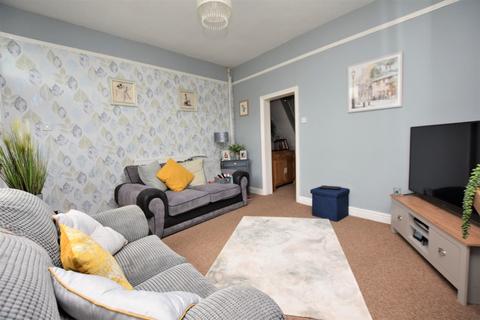 3 Bates Crescent, St Helens, WA10 3NL