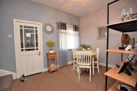 3 Bates Crescent, St Helens, WA10 3NL