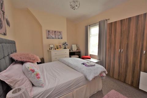 3 Bates Crescent, St Helens, WA10 3NL