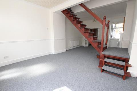 3 bedroom terraced house to rent, Juddfield Street, Haydock, WA11