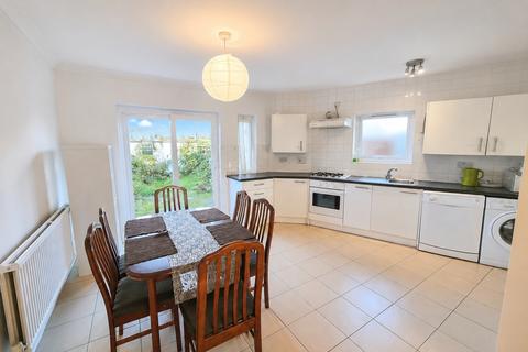 3 bedroom semi-detached house to rent, Orchard Crescent, Edgware, HA8