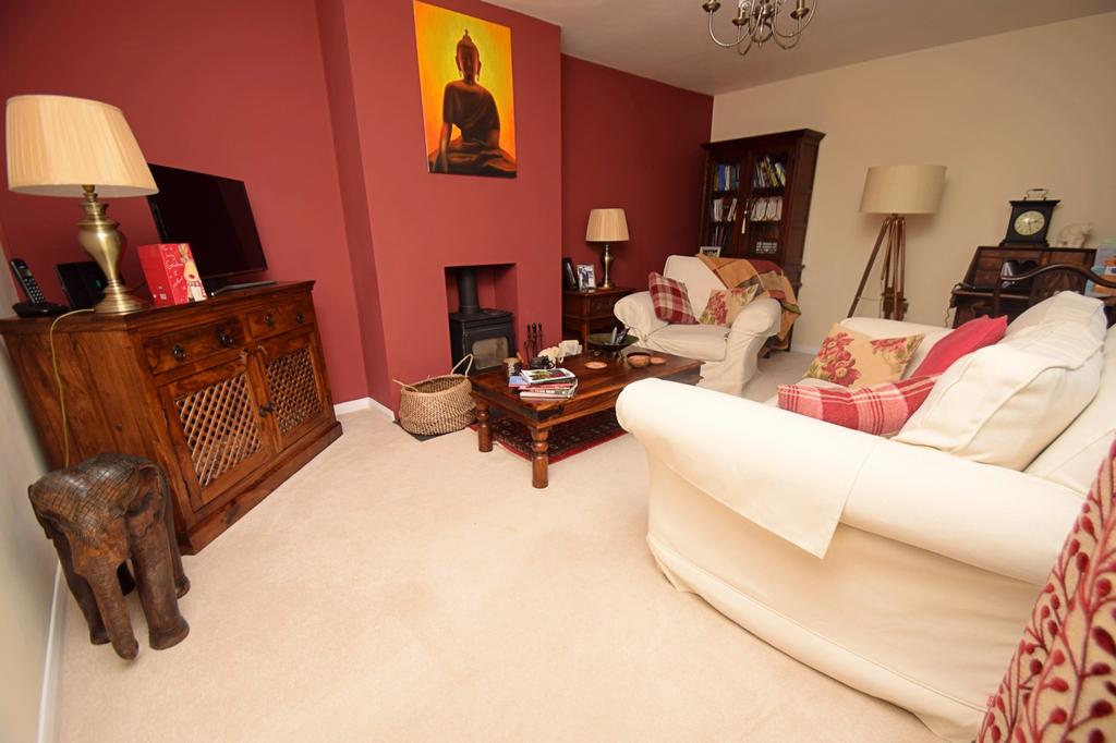 5- sitting room