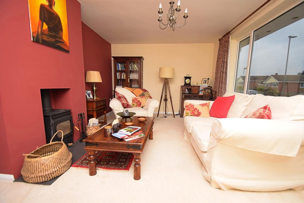 6-sitting room