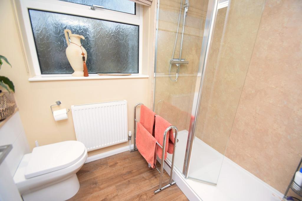 8-bathroom