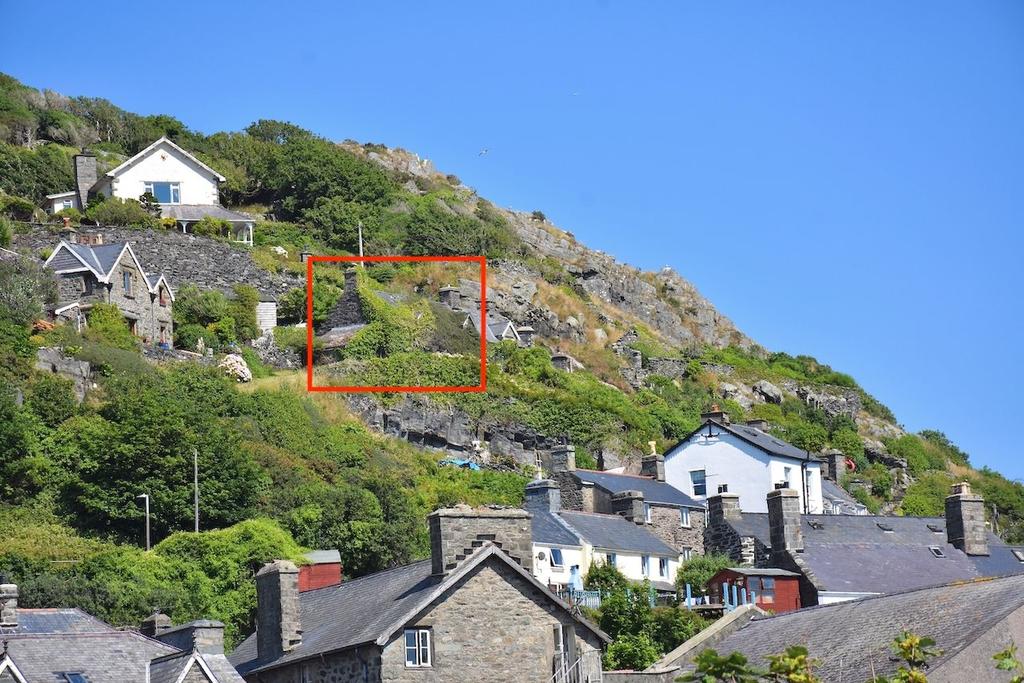 Pencarreg, The Rock, Barmouth, LL42 1BL 3 bed cottage £175,000