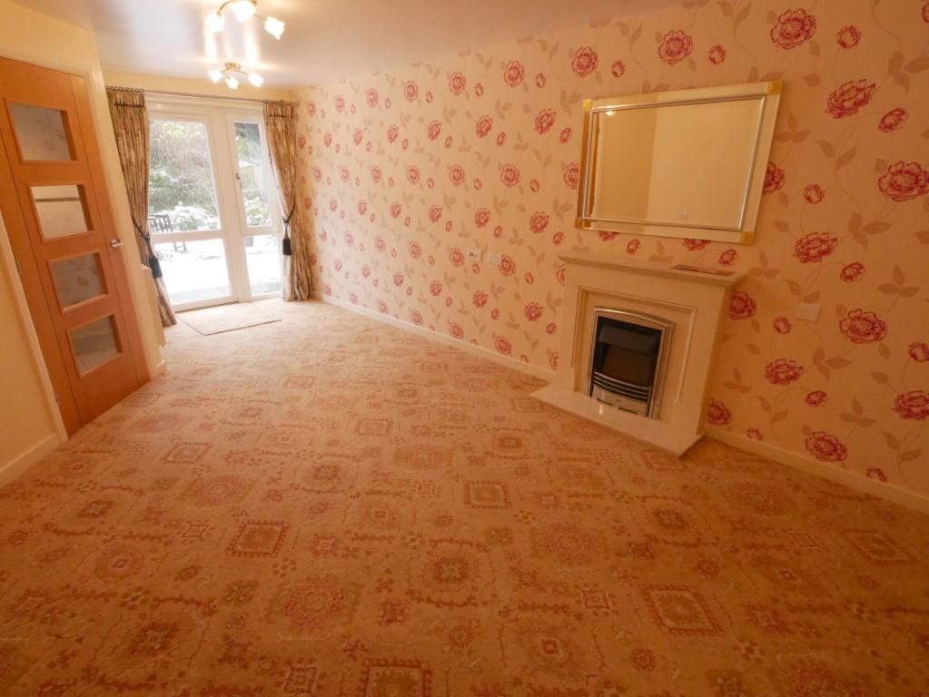 Flat 67 The Granary Mews, Dumfries, DG1 2 LU - Brai