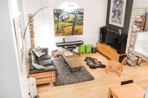 Flat 3, Priory House, 6 Friar Street, London, EC4V 5DT