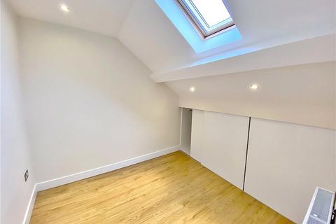 1 bedroom apartment to rent, Stanwell Road, Ashford, Surrey, TW15