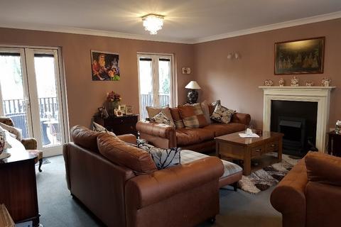 3 Cae Canol, Baglan, Port Talbot, SA12 8LX