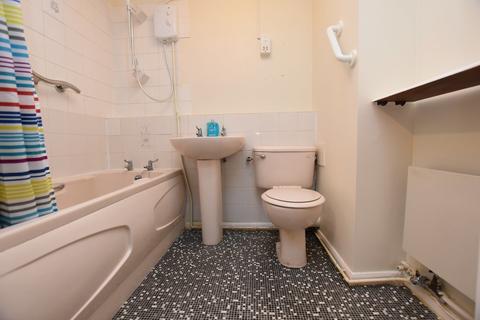 1 bedroom flat for sale - The Greenwoods, Sherwood Road, South Harrow,