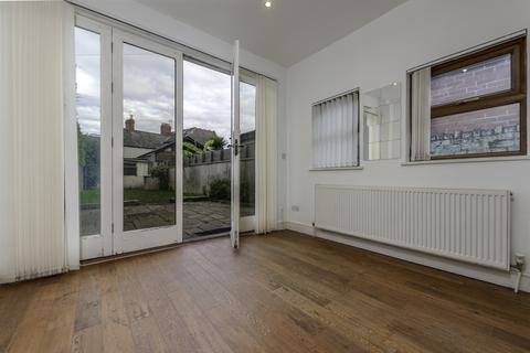 126 Llandaff Road, Cardiff, CF11 9PW