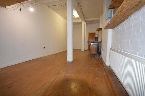 Studio to rent - Rendlesham Road,E5