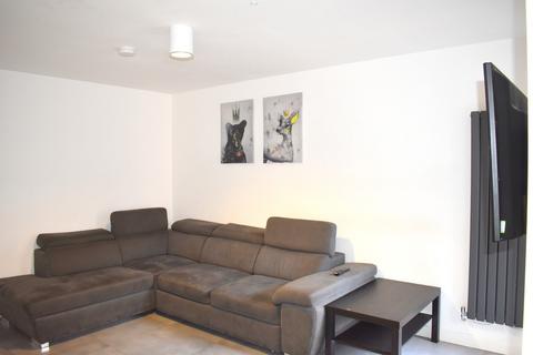 6 bedroom terraced house to rent, Monica Grove, Fallowfield, Manchester