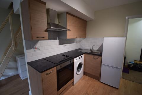 1 bedroom ground floor flat to rent - Cowbridge Road East, Cardiff