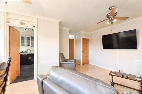 2 bedroom apartment for sale - Sharp Garland House, Chichester