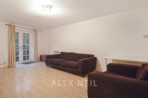 2 bedroom flat to rent - Riseholme Court, Hackney E9