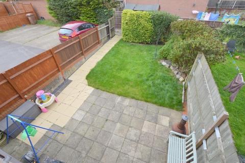 8 Lennox Green, Luton, LU2 8UT