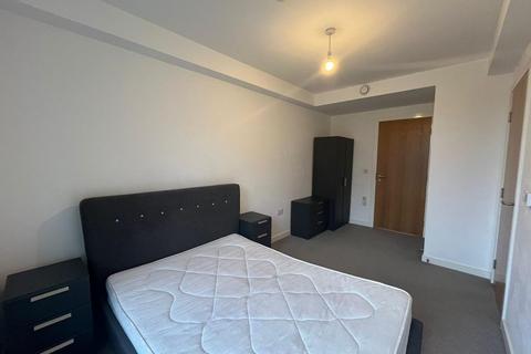 2 bedroom apartment to rent, Leaf Street, Hulme, Manchester, M15 5GA