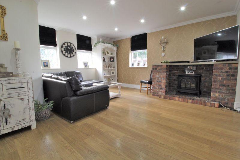 Allport Road, Bromborough 5 bed detached house £560,000