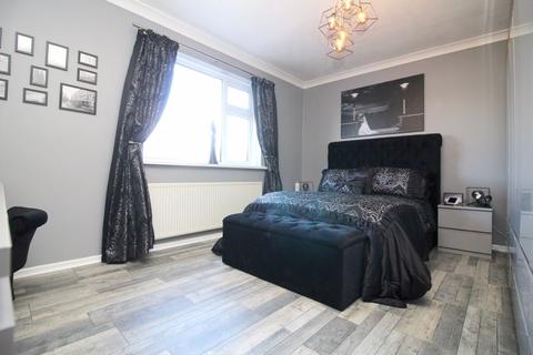 23 Compton Road, Southport, PR8 4EE