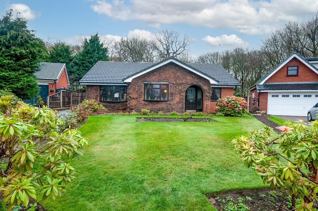 Haydock Park Gardens... 3 bed detached bungalow £450,000
