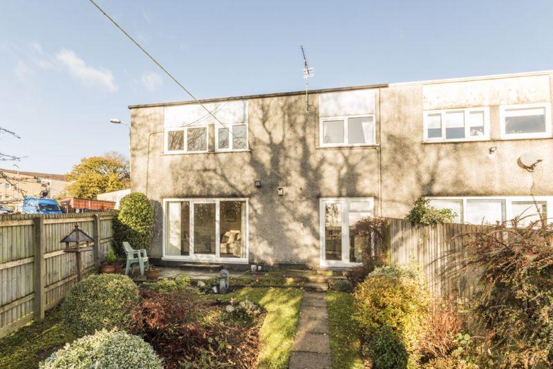 Manor Gate, Cwmbran REF 00015355 3 bed semidetached house £140,000