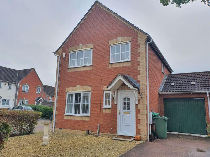 Harleys Field, Abbeymead, Gloucester... 3 bed detached house £305,000