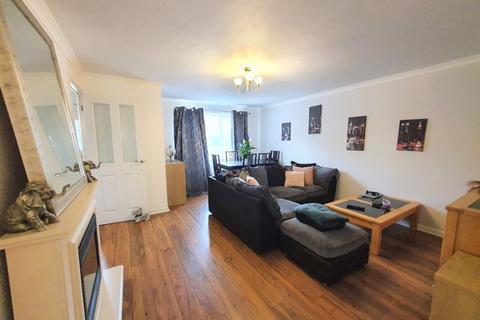 28 Harleys Field, Abbeymead, Gloucester, GL4 4RN