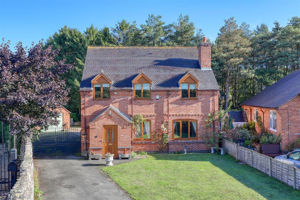 Main Street, Congerstone 4 bed detached house £625,000