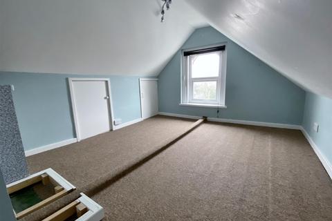 3 bedroom link detached house for sale - Park Road, Cowes