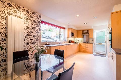 4 bedroom bungalow for sale - Smith House Lane, Lightcliffe