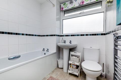 40 Brook Way, Lancing, BN15 8DQ