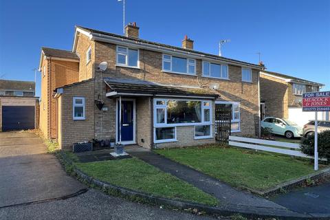 22 Tomlyns Close, Hutton, Brentwood, CM13 1PU