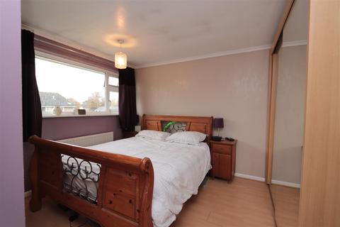 22 Tomlyns Close, Hutton, Brentwood, CM13 1PU