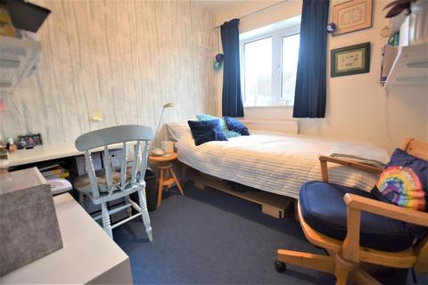 2 Hampton Close, Worcester, WR2 5LX