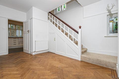 11 Bury Road, Epping, CM16 5ET