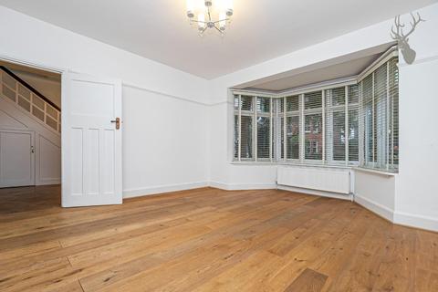 11 Bury Road, Epping, CM16 5ET