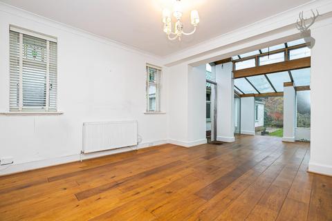 11 Bury Road, Epping, CM16 5ET