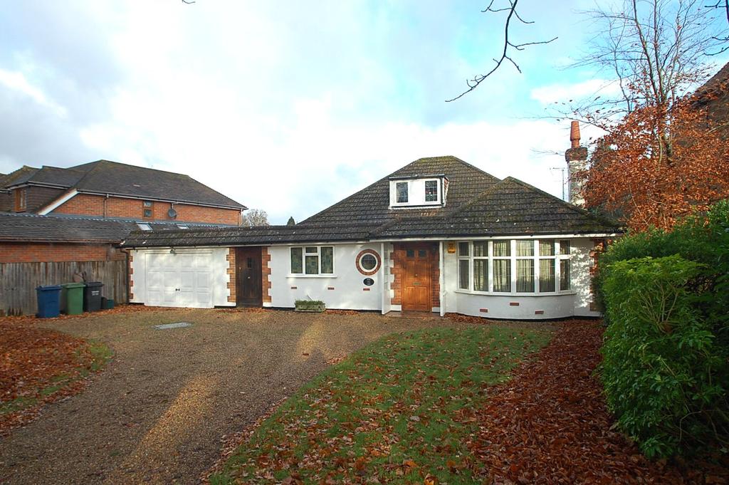 Ellis Avenue, Chalfont St. Peter... 3 bed bungalow £1,250,000
