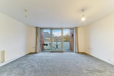 1 bedroom flat to rent, Hampton House, SW8