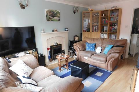 6 Bishops Gate, Woodville, Swadlincote, DE11 8DT