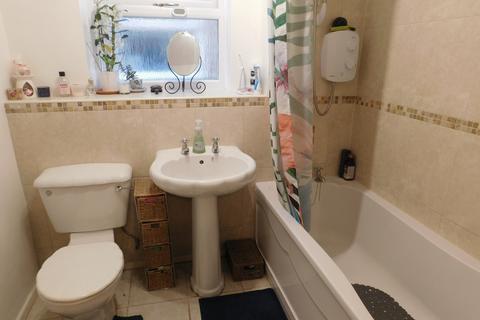 6 Bishops Gate, Woodville, Swadlincote, DE11 8DT